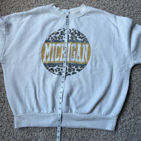 Michigan Wolverines Women’s Game Day Couture Crew Neck Sweatshirt Size Med Large - Picture 6 of 10